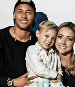 Carol Dantas comenta boa relação com Neymar no Instagram | कैरल दांता इंस्टाग्राम पर नेमार से मिलने के लिए आती हैं