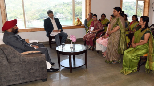 Bhimtal Self help group from Governor | भीमताल के भ्रमण पर राज्यपाल Uttarakhand